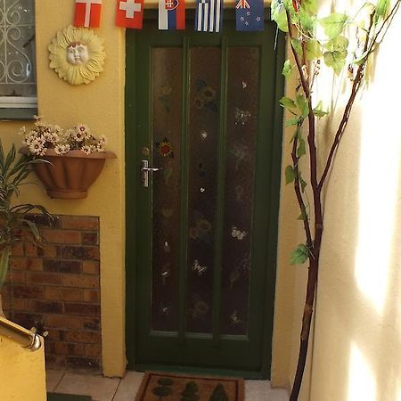 Rachel'S Home From Home Cape Town Exterior photo